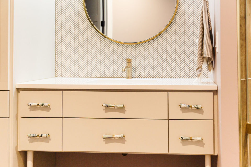 bathroom vanity